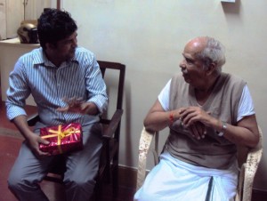Pratap Simha having a chat with Mai Cha Jayadev