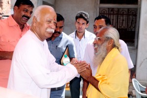 RSS Chief Mohan Bhagwat meets Sitaram Kedilaya Sept-8-2013-Rajasthan