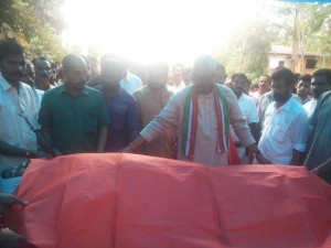 RSS Kerala Pranth Karyavah Gopalankutty Master paid his tributes to Vindo Kumar at Kannur