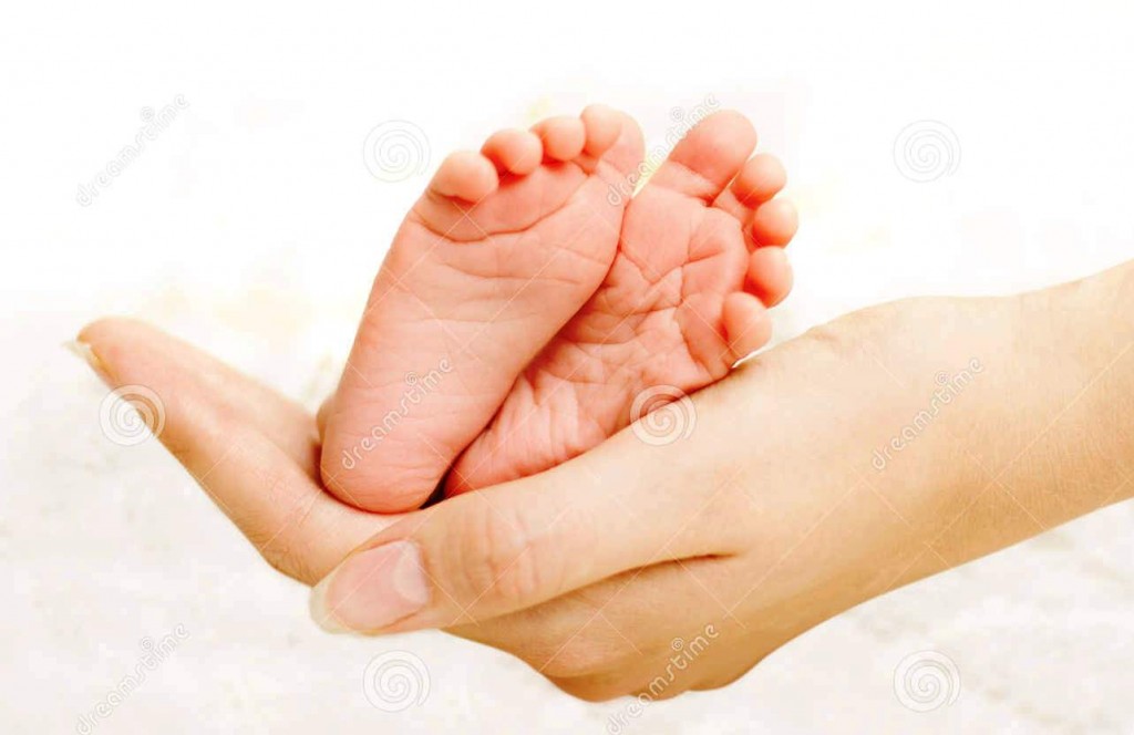 http://www.dreamstime.com/royalty-free-stock-images-baby-legs-mother-hands-image27399379
