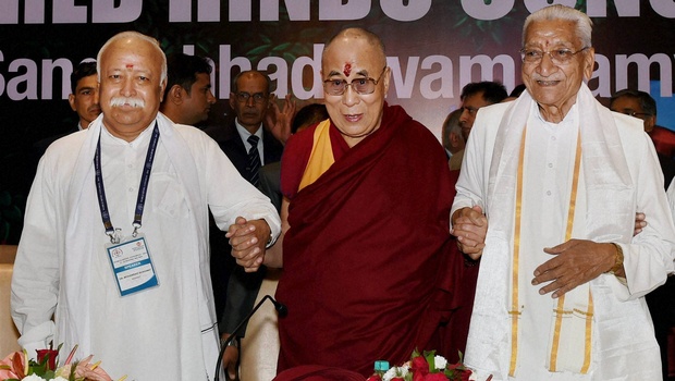 Tibetan spiritual leader the Dalai Lama RSS chief Mohan Bhagwat VHP leader Ashok Singhal at the inauguration of World Hindu Congress 2014 in New Delhi on Friday
