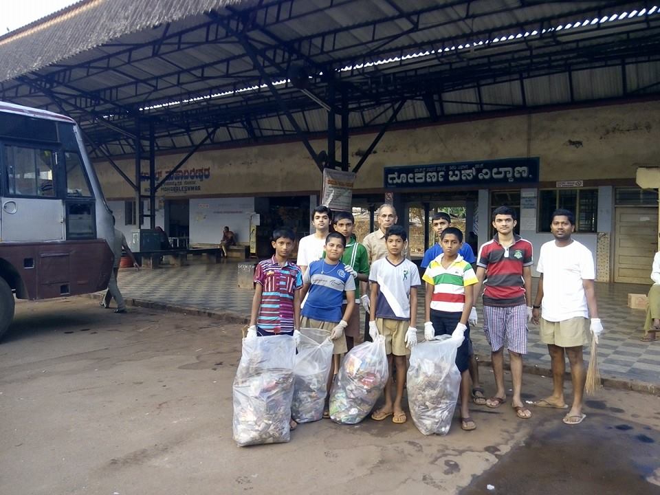 RSS Karyakartas cleaned premises of Gokarna