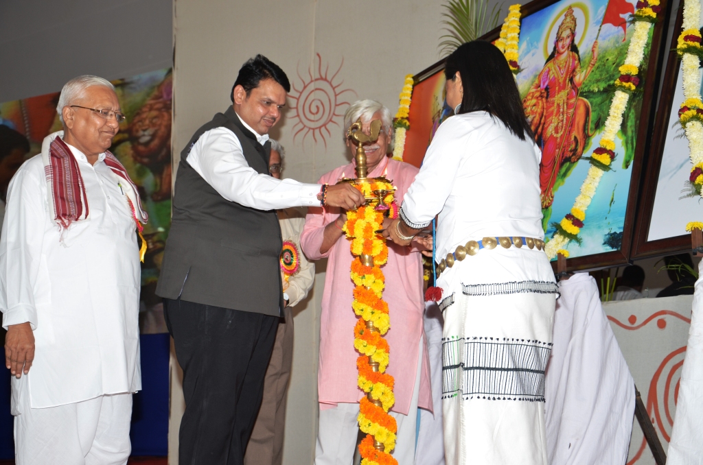 Devendra Fadnavis, Chief Minister of Maharashtra inaugurates the valedictory ceremony 
