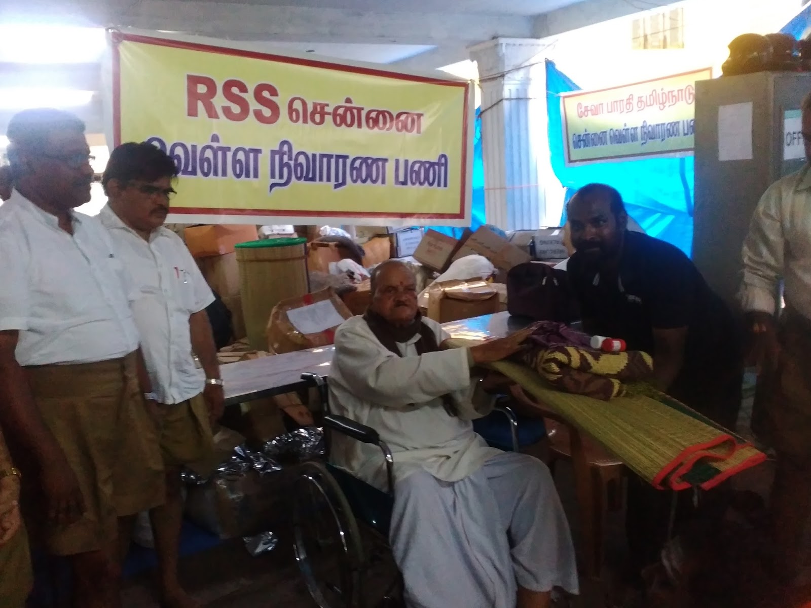 RSSS Veteran K Suryanarayan Rao joined RSS Post-rain flood relief activities in Chennai
