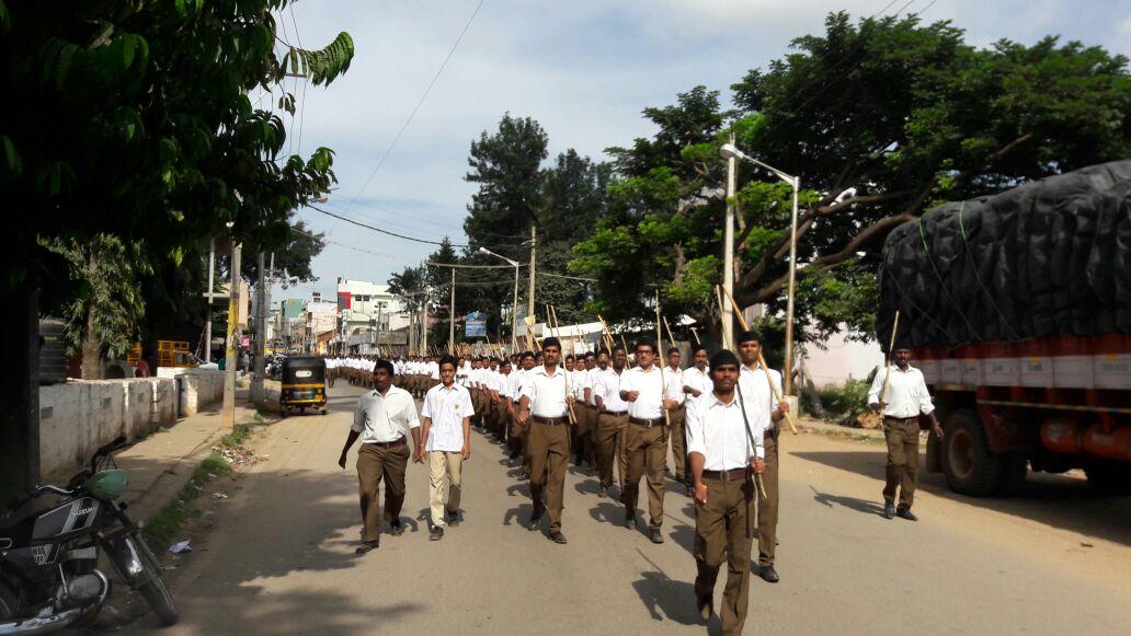 Attractive RSS Path Sanchalan (RouteMarch) held at streets of Tumakuru in Karnataka. A total of 335 youth attended