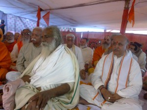 HISTORIC MEET:RSS Sarsanghchaalak Mohan Bhagwat, VHP International President Dr Pravin Togadia and many Poojaneeya Sadhu's attended historic 'Dharma Samsad' at Prayag Kumbh Mela, Feb-7-2013