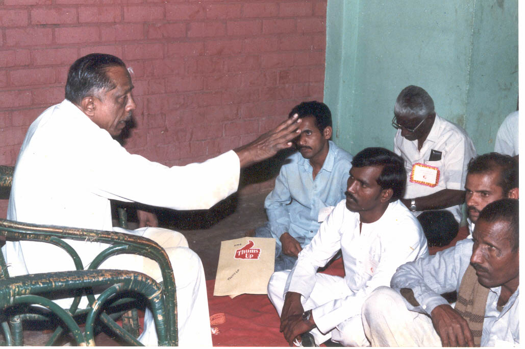 Alampalli Venkatram ji speaking-with-labours