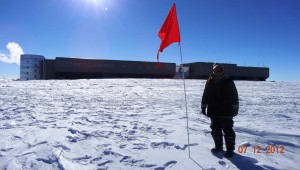 VIDEO: RSS Swayamsevak unfurls Bhagawadwaj at Antarctica of South Pole