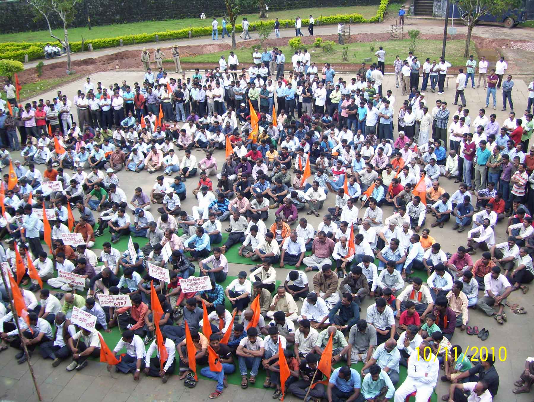 RSS Dharana reports Karnataka State-wide; at all District Headquarters